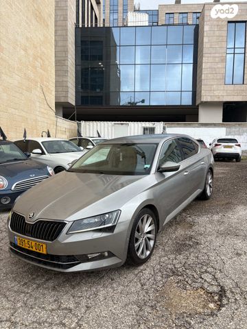 מודעת רכב סקודה סופרב