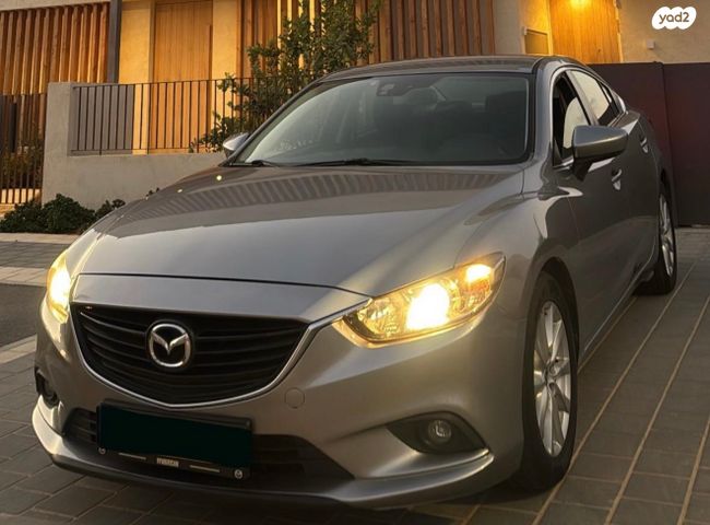 מודעת רכב מאזדה 6