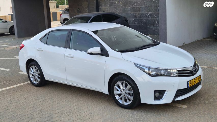 מודעת רכב טויוטה קורולה