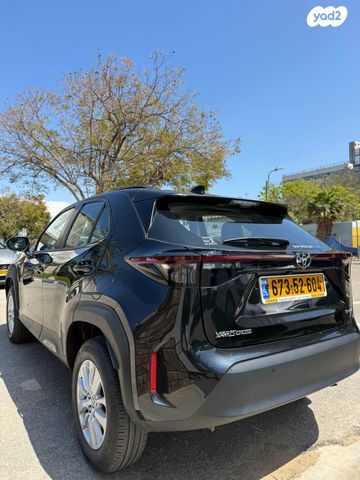 מודעת רכב טויוטה יאריס קרוס 2