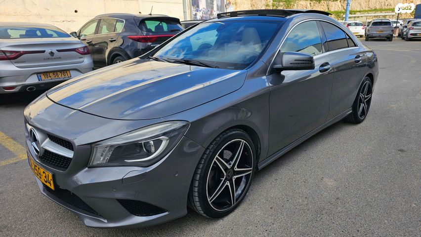 מודעת רכב מרצדס-בנץ CLA