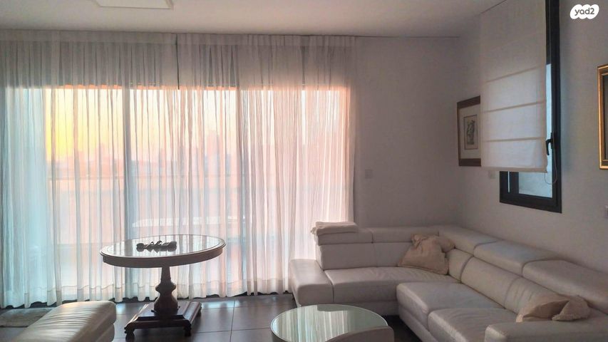 קניוק יורם 3