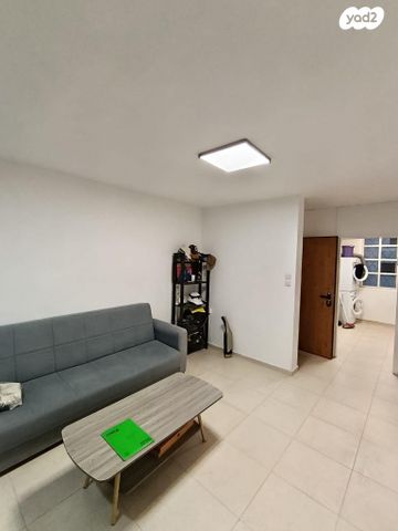 הר הצופים 13