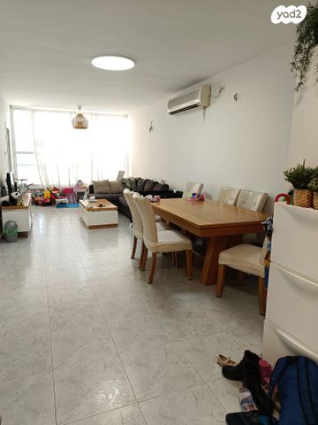 יהושע שטמפפר 30