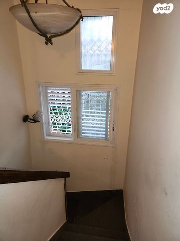 דרך זאב ז'בוטינסקי 1