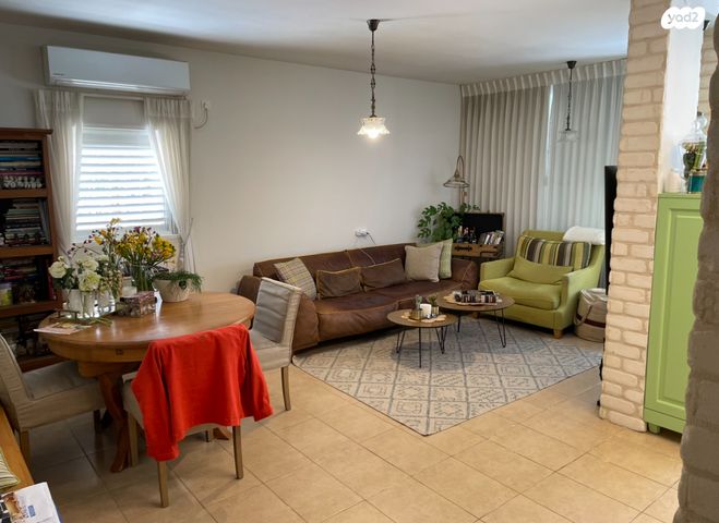 זאב ז'בוטינסקי 44