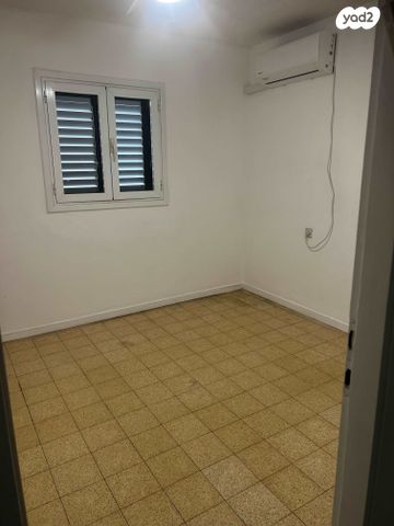 ד"ר וייסבורג 18