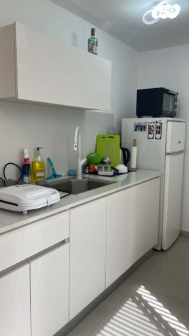 שושנה דמארי 16