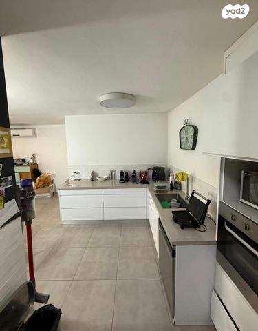 שמואל הנגיד 18