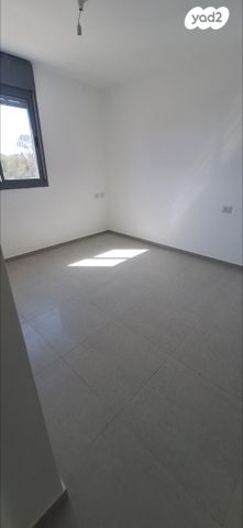 חגווי הסלע 20