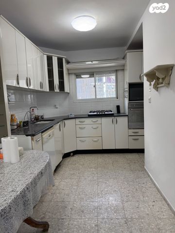 פרופ' חיים גבריהו 