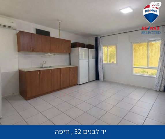 דרך יד לבנים 32