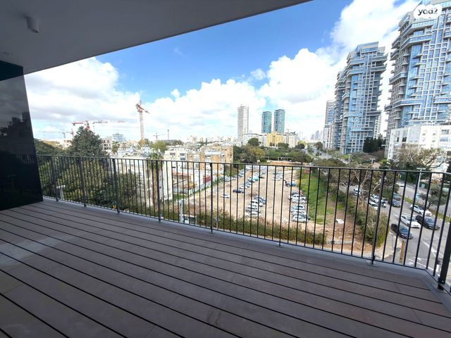 יהודה המכבי 10