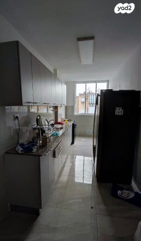 מודעת נכס, הרצל, בת ים