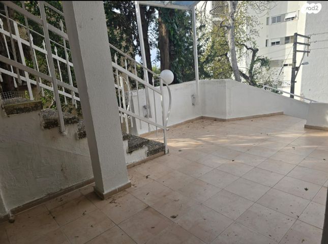 שדרות אבא חושי 117