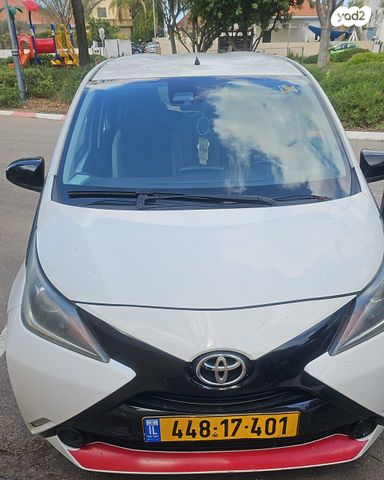 מודעת רכב טויוטה אייגו