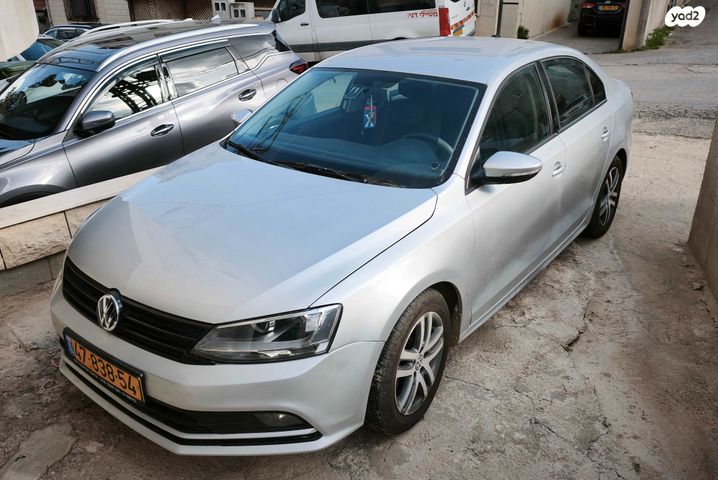 מודעת רכב פולקסווגן ג'טה