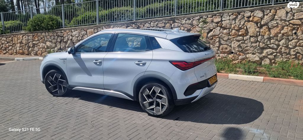 מודעת רכב בי.ווי.די אטו 3