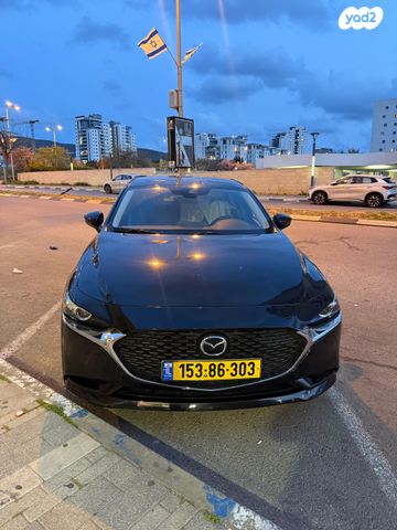 מודעת רכב מאזדה 3