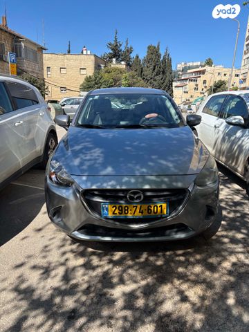 מודעת רכב מאזדה 2