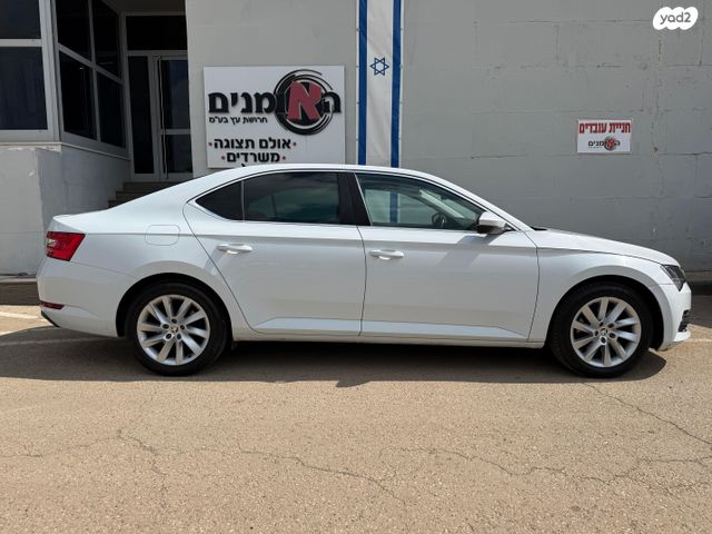 מודעת רכב סקודה סופרב