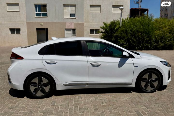 מודעת רכב יונדאי איוניק