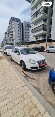 מודעת רכב פולקסווגן ג'טה 