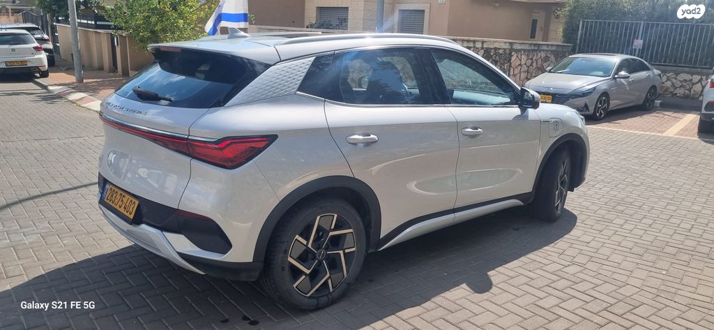 מודעת רכב בי.ווי.די אטו 3