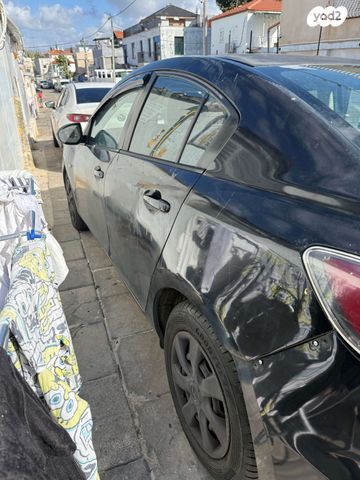 מודעת רכב מאזדה 3