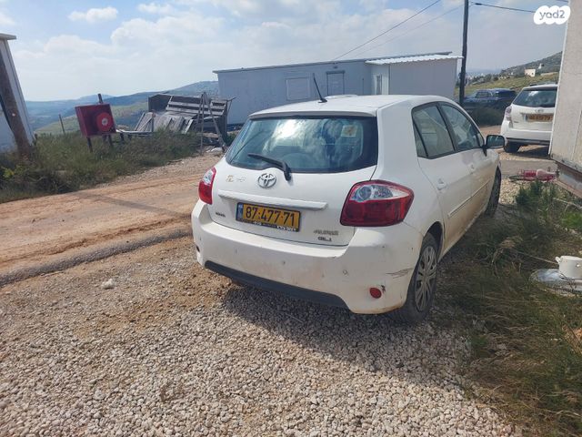 מודעת רכב טויוטה אוריס