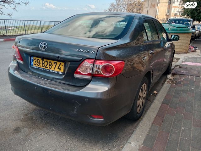 מודעת רכב טויוטה קורולה