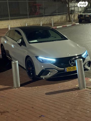 מודעת רכב מרצדס-בנץ EQE