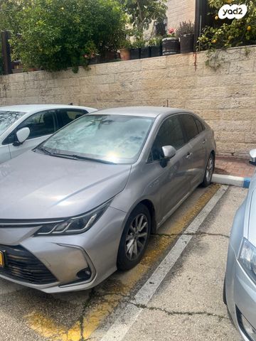 מודעת רכב טויוטה קורולה