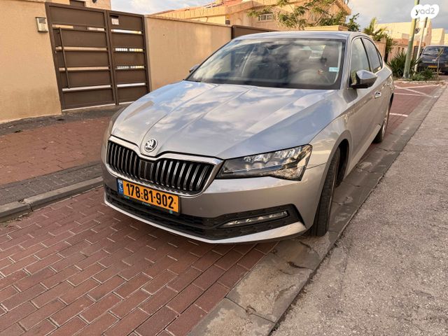 מודעת רכב סקודה סופרב