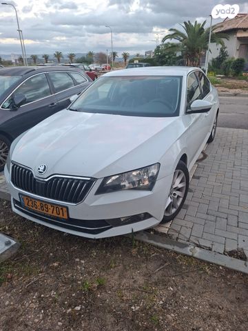 מודעת רכב סקודה סופרב
