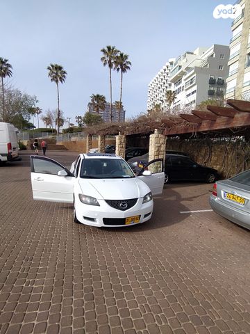 מודעת רכב מאזדה 3