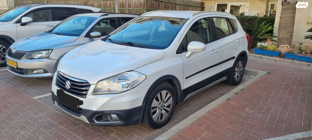 מודעת רכב סוזוקי קרוסאובר