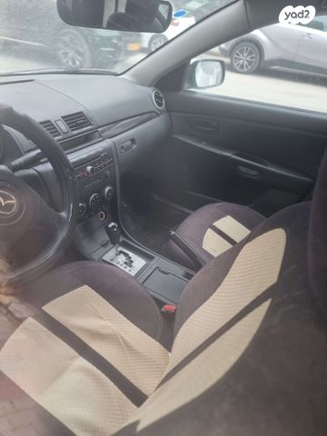 מודעת רכב מאזדה 3