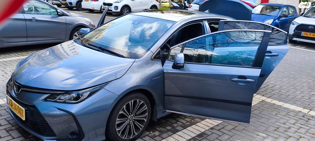 מודעת רכב טויוטה קורולה