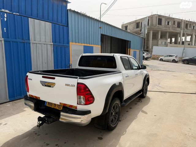 מודעת רכב טויוטה היילקס