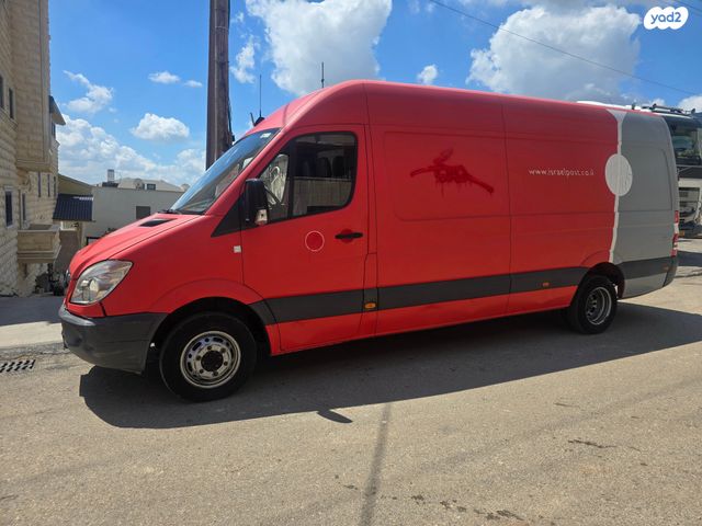 מודעת רכב מרצדס-בנץ ספרינטר