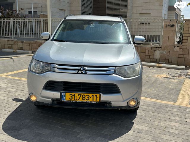 מודעת רכב מיצובישי אאוטלנדר