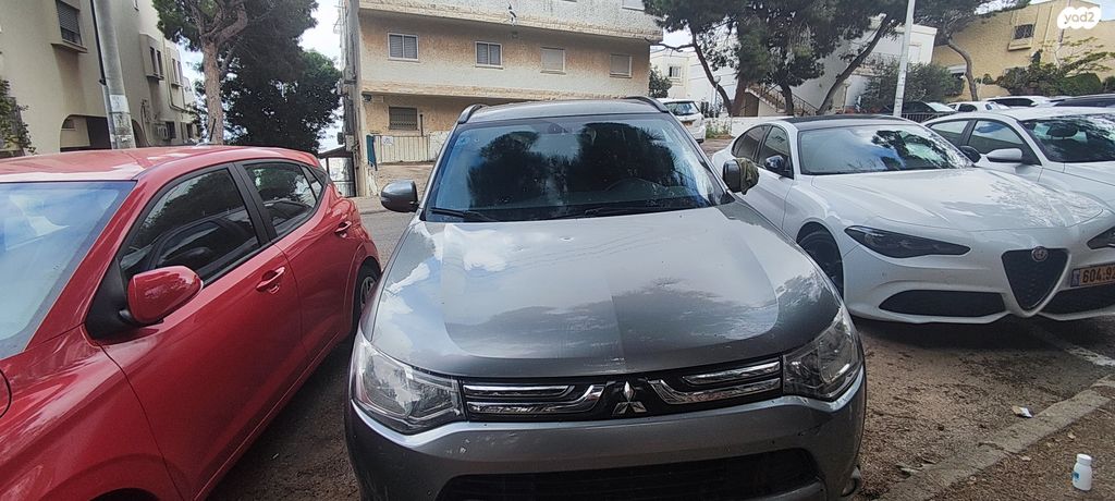 מודעת רכב מיצובישי אאוטלנדר