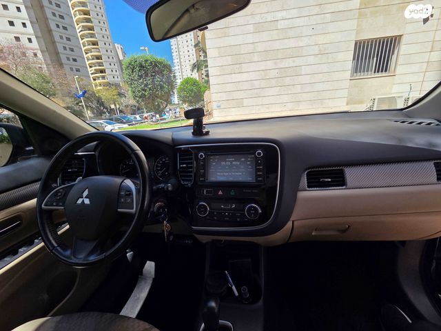 מודעת רכב מיצובישי אאוטלנדר