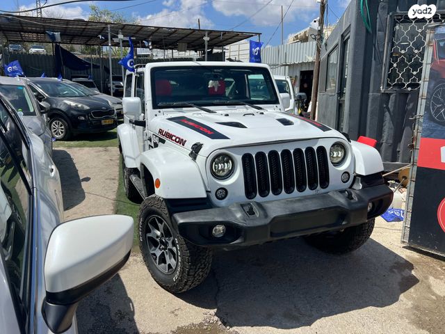 מודעת רכב ג'יפ רנגלר