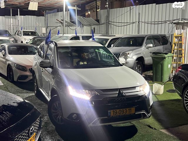 מודעת רכב מיצובישי אאוטלנדר