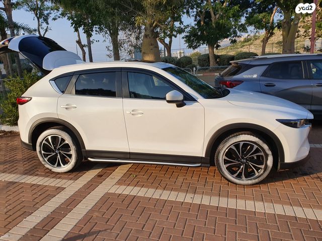 מודעת רכב מאזדה CX-5