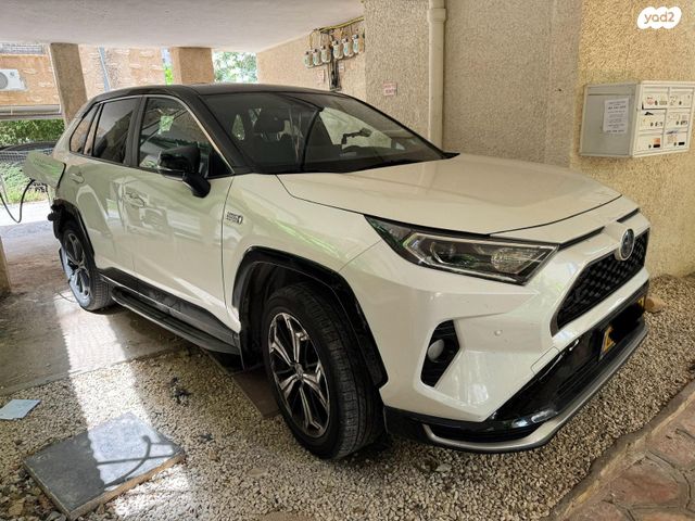 מודעת רכב טויוטה RAV4