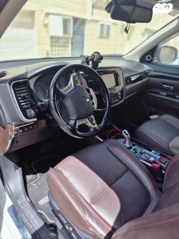 מודעת רכב מיצובישי אאוטלנדר