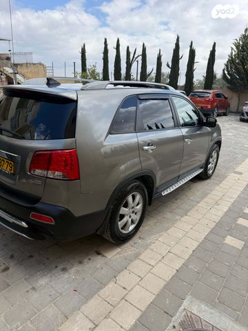 מודעת רכב קיה סורנטו